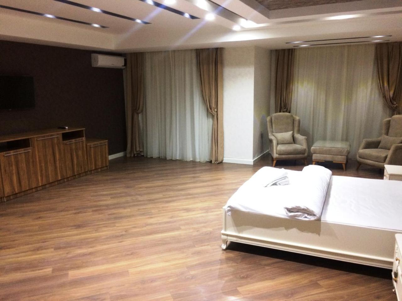 Park Azure Apartment Deluxe 2 Bedroom Баку Екстер'єр фото