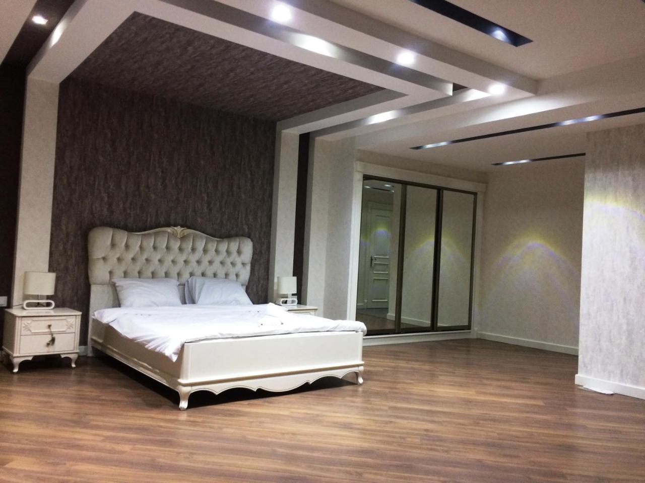 Park Azure Apartment Deluxe 2 Bedroom Баку Екстер'єр фото
