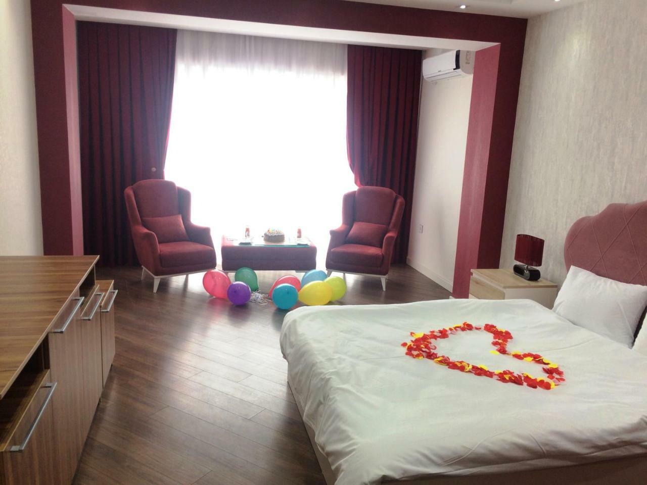 Park Azure Apartment Deluxe 2 Bedroom Баку Екстер'єр фото